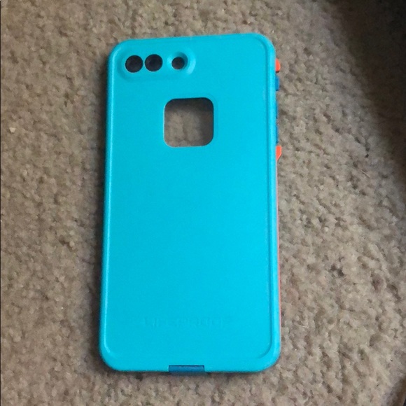 iphone 8+ Lifeproof - Picture 2 of 2